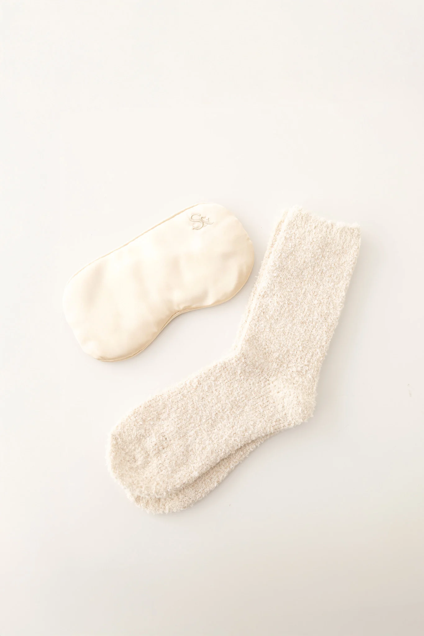 sleep-mask-socks-set (1)